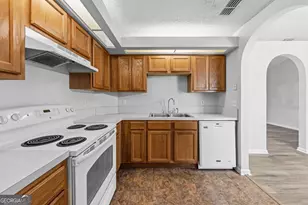 401 Maggie Way, Saint Marys, GA 31558 - Photo 8