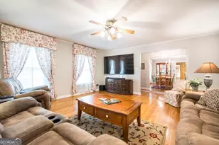 1943 Birchwood Way, Macon, GA 31211 - Photo 8