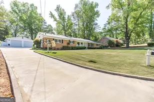 1943 Birchwood Way, Macon, GA 31211 - Photo 4