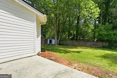 1808 Singer Way, Lithonia, GA 30058 - Photo 4