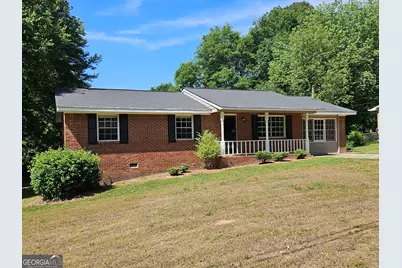 858 Pine Shadow Lane, Winder, GA 30680 - Photo 4
