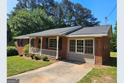 858 Pine Shadow Lane, Winder, GA 30680 - Photo 2