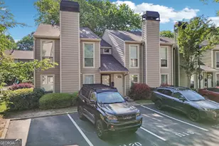 1119 Riverbend Club Dr SE, Atlanta, GA 30339 - Photo 6