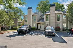 1119 Riverbend Club Dr SE, Atlanta, GA 30339 - Photo 2