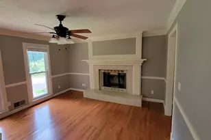 1238 Dunbrooke Ln, Dunwoody, GA 30338 - Photo 4