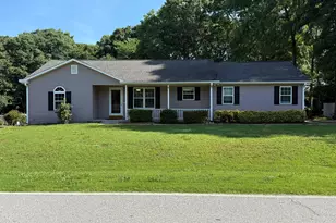 384 Sam Brown Blvd, Commerce, GA 30529 - Photo 1