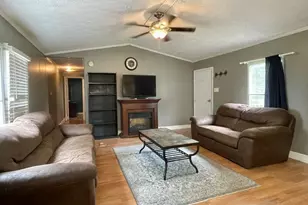 1465 Webb Cir, Metter, GA 30439 - Photo 6