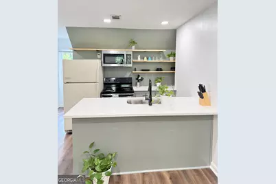 4193 N Shallowford Rd #UNIT D, Chamblee, GA 30341 - Photo 2