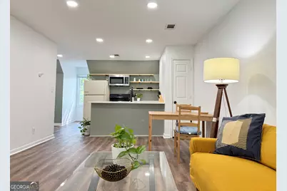 4193 N Shallowford Rd #UNIT D, Chamblee, GA 30341 - Photo 6