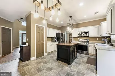 2219 Brickton Crossing, Buford, GA 30518 - Photo 10
