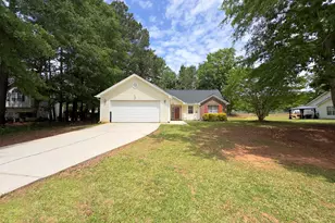 103 Cody Dr, Griffin, GA 30223 - Photo 2