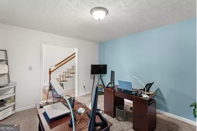 165 Hayes Circle, Rex, GA 30273 - Photo 8