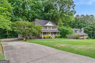 165 Hayes Cir, Rex, GA 30273 - Photo 2