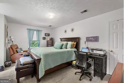 165 Hayes Circle, Rex, GA 30273 - Photo 32
