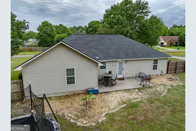 8 Edinburgh, Tifton, GA 31794 - Photo 32