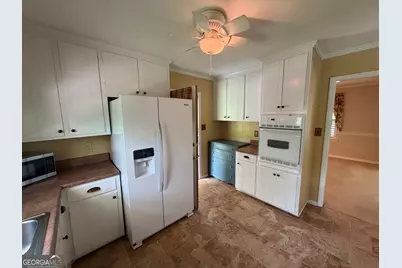 2950 Thornwood Drive, Macon, GA 31204 - Photo 8