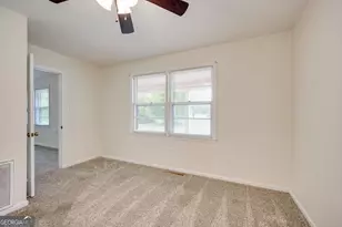 310 Black St, Thomson, GA 30824 - Photo 10