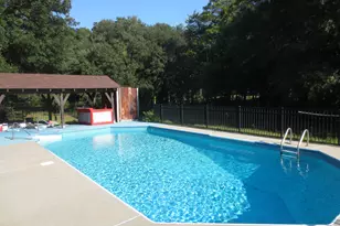 184 Giles Rd, Warner Robins, GA 31093 - Photo 2