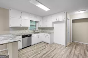 150 Brooks Dr, Tyrone, GA 30290 - Photo 10