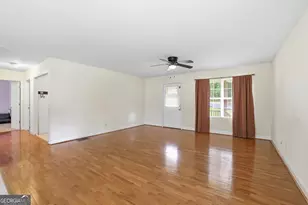 152 Russ Cir, Clarkesville, GA 30523 - Photo 6