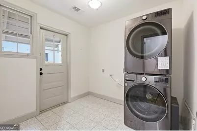1302 E 53rd Street, Savannah, GA 31404 - Photo 12