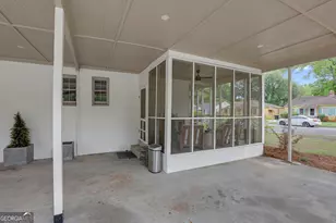 1302 E 53rd St, Savannah, GA 31404 - Photo 26