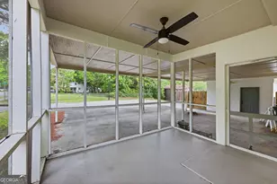 1302 E 53rd St, Savannah, GA 31404 - Photo 40