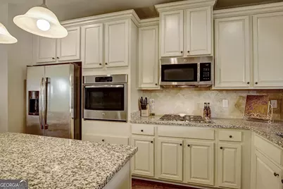285 Savannah Drive, Senoia, GA 30276 - Photo 14