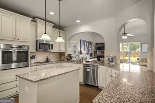 285 Savannah Dr, Senoia, GA 30276 - Photo 10