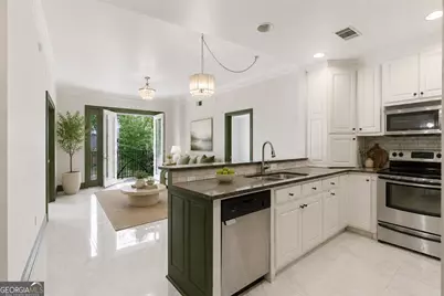 2255 Peachtree Road NE #521, Atlanta, GA 30309 - Photo 4