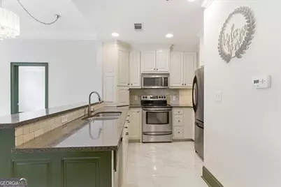 2255 Peachtree Road NE #521, Atlanta, GA 30309 - Photo 22