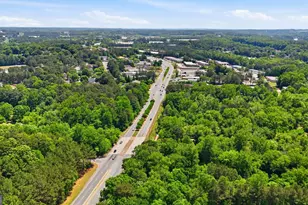 3851 Portland Trail Dr, Suwanee, GA 30024 - Photo 10