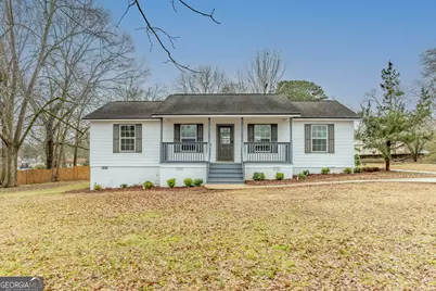 37 Coweta Street, Senoia, GA 30276 - Photo 2