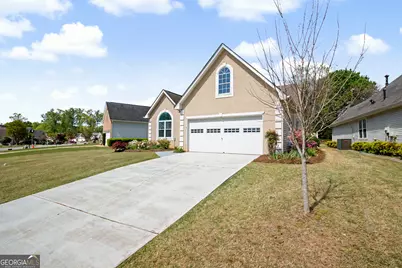 255 Fairway Court, Newnan, GA 30265 - Photo 4