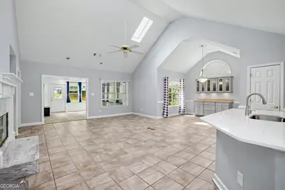 255 Fairway Court, Newnan, GA 30265 - Photo 4