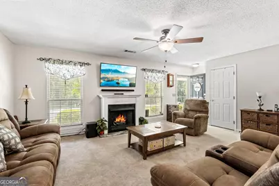 305 N Lake Drive, Perry, GA 31069 - Photo 8