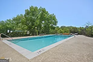 2285 Peachtree Rd, Atlanta, GA 30309 - Photo 14