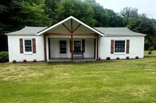 892 Athens St, Jefferson, GA 30549 - Photo 1