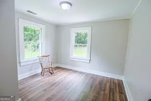 892 Athens St, Jefferson, GA 30549 - Photo 10
