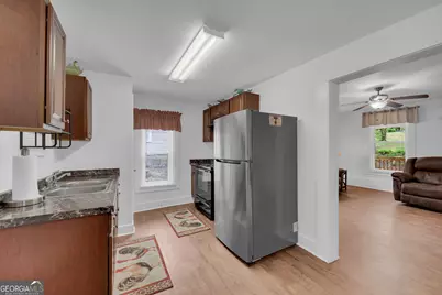 337 State Street, Commerce, GA 30529 - Photo 16