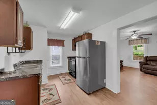 337 State St, Commerce, GA 30529 - Photo 16
