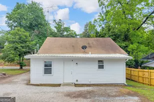 337 State St, Commerce, GA 30529 - Photo 6