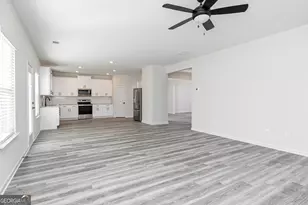 306 Sunfish Cir, Jefferson, GA 30549 - Photo 8