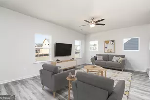 109 Egret Ct, Jefferson, GA 30549 - Photo 2