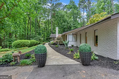 5384 Pheasant Run, Tucker, GA 30087 - Photo 4