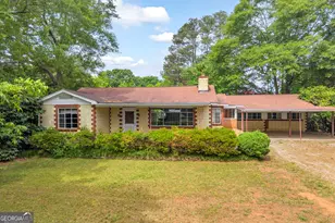 1751 Bowersville St, Royston, GA 30662 - Photo 1