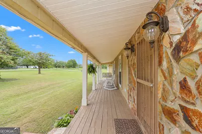 615 Fischer Road, Sharpsburg, GA 30277 - Photo 10