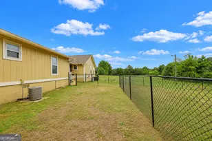 615 Fischer Rd, Sharpsburg, GA 30277 - Photo 88