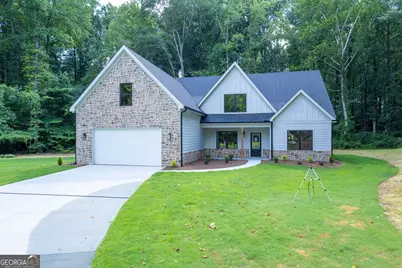 258 Stonebrook Place, Lavonia, GA 30553 - Photo 2