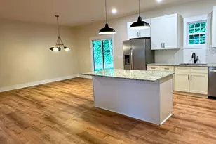 258 Stonebrook Pl, Lavonia, GA 30553 - Photo 4